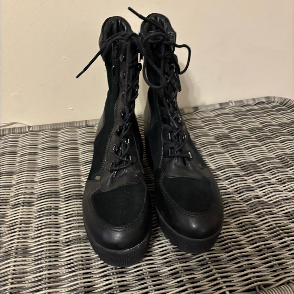 Kendall & Kylie leather combat boots - Picture 2 of 6